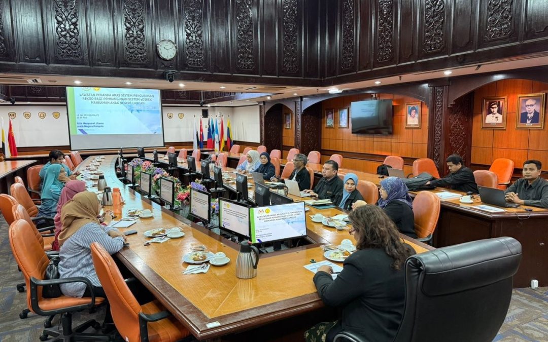 LAWATAN PENANDA ARAS SISTEM PENGURUSAN REKOD BAGI PEMBANGUNAN REKOD SISTEM eDIREK DI ARKIB NEGARA MALAYSIA